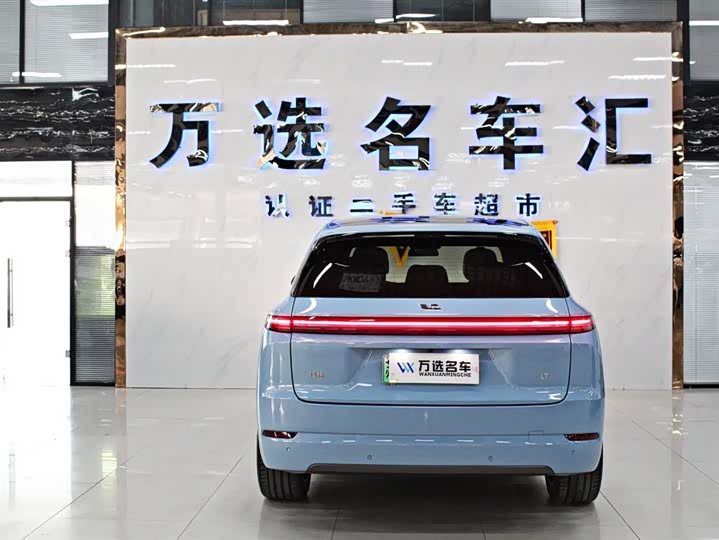 Фото 13 - LiXiang L7