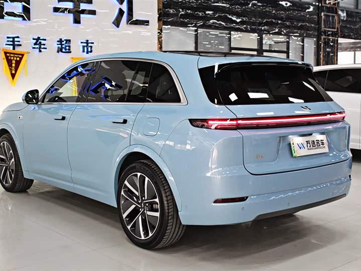 Фото 15 - LiXiang L7