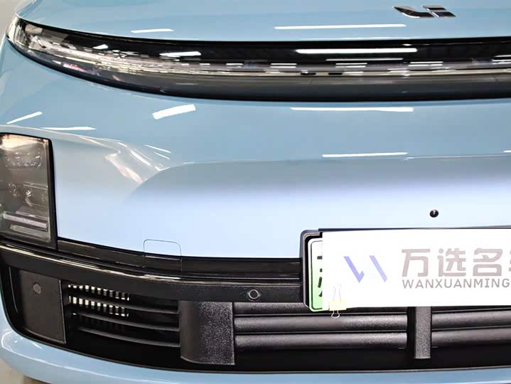 Фото 2 - LiXiang L7