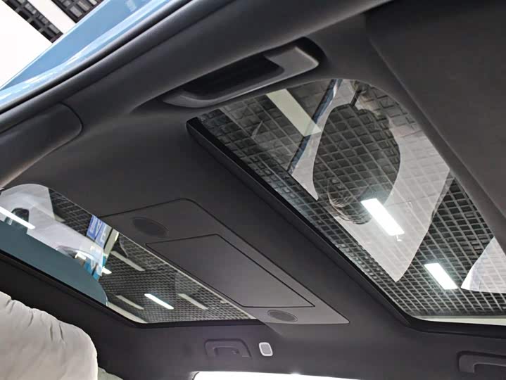 Фото 8 - LiXiang L7