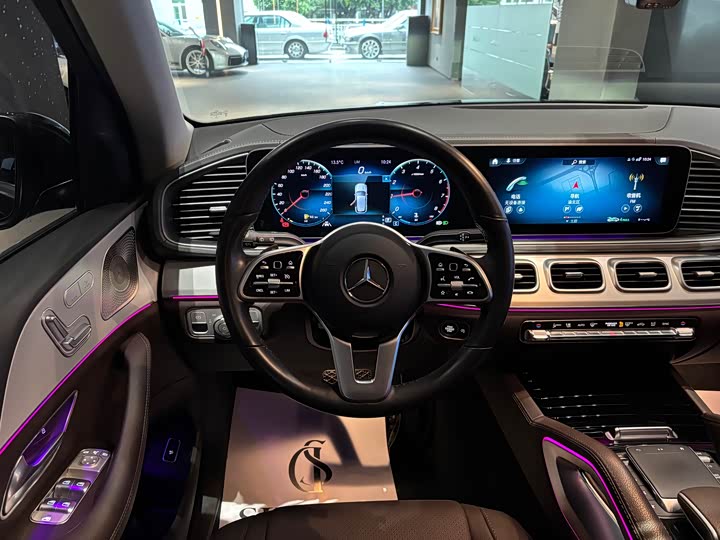 Фото 12 - Mercedes-Benz GLE-Class