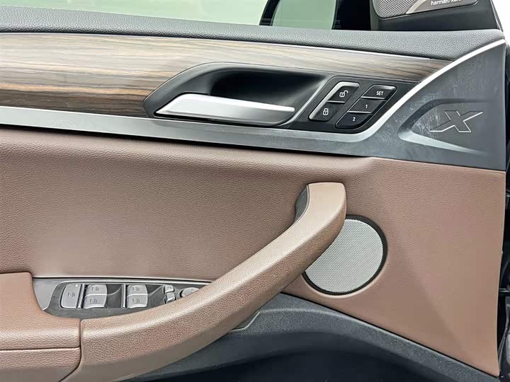 Фото 15 - BMW X3