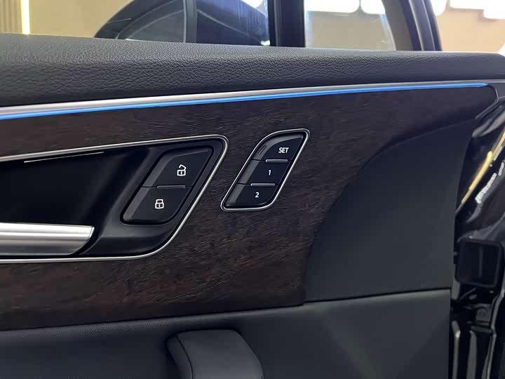 Фото 11 - Audi Q7