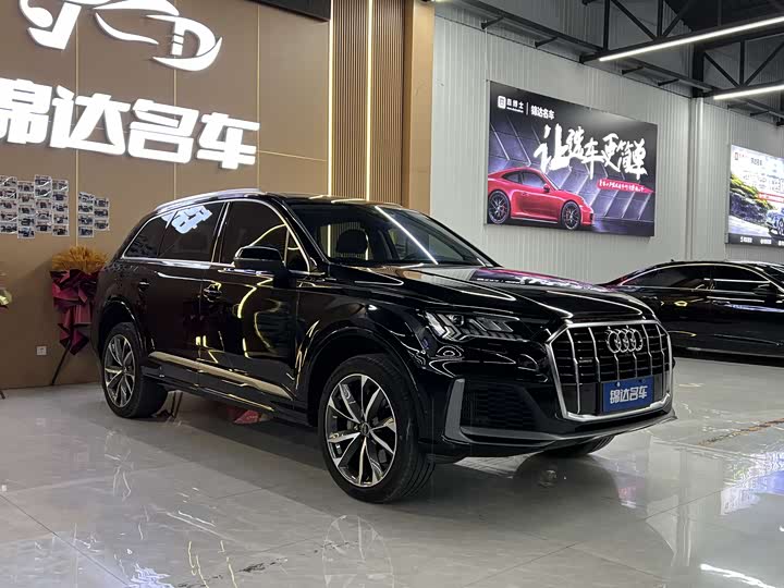 Фото 3 - Audi Q7