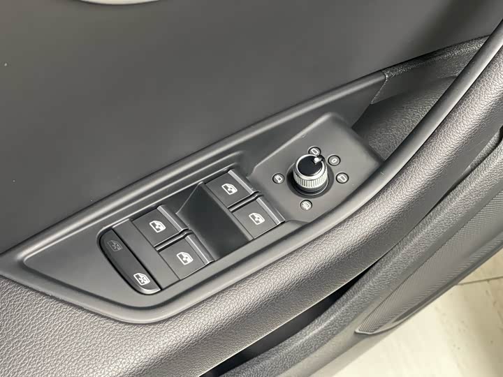 Фото 22 - Audi A5