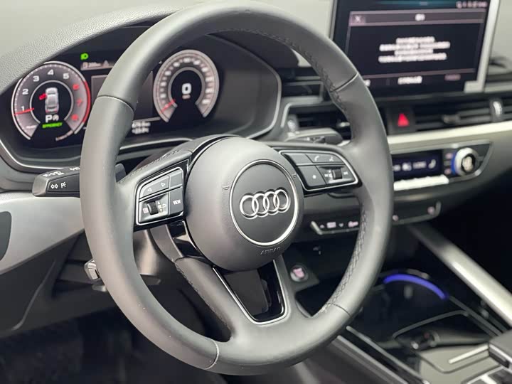 Фото 23 - Audi A5