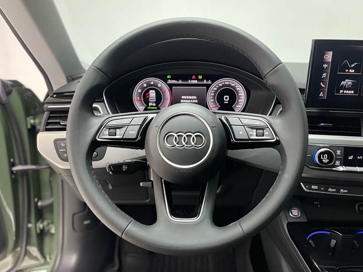 Фото 33 - Audi A5