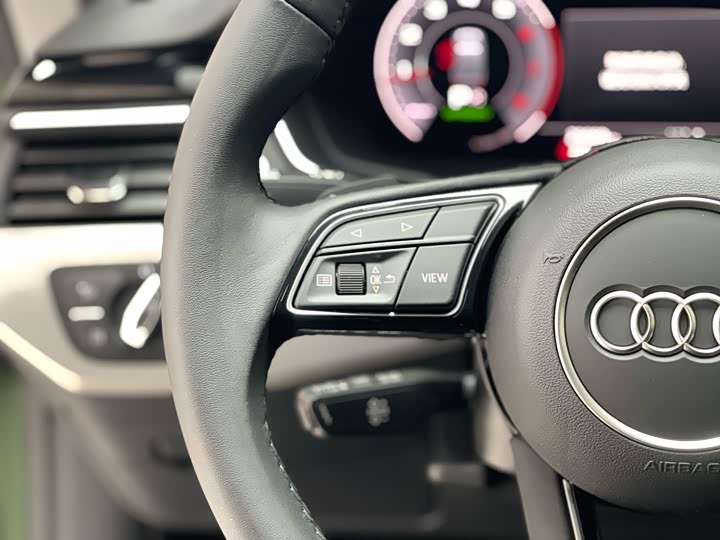 Фото 35 - Audi A5