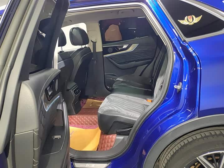 Фото 11 - Hongqi HS5