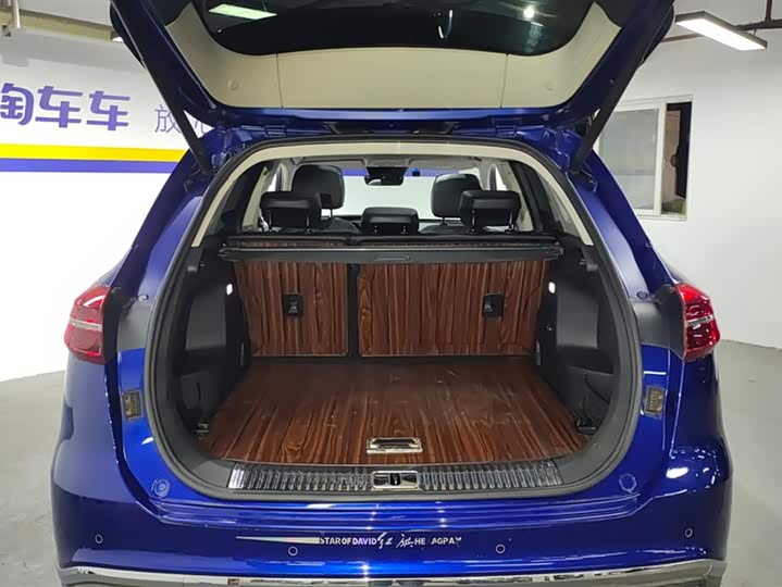 Фото 4 - Hongqi HS5