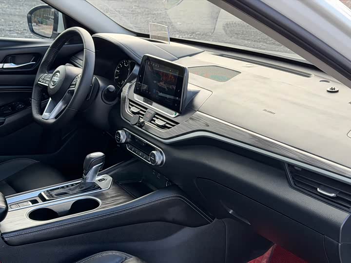 Фото 13 - Nissan Teana