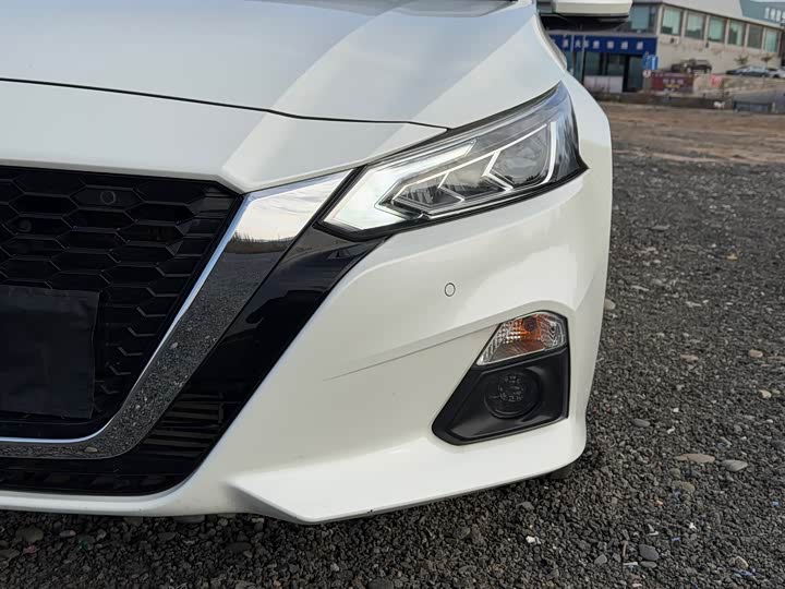 Фото 14 - Nissan Teana