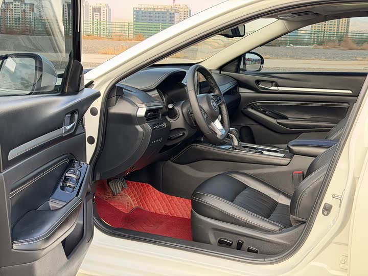 Фото 7 - Nissan Teana