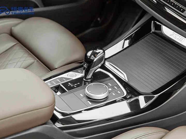 Фото 19 - BMW X3