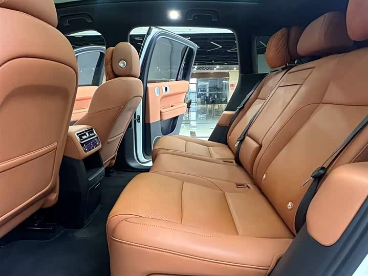 Фото 11 - LiXiang L6