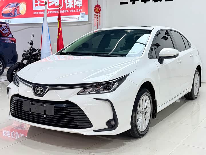 Фото 1 - Toyota Corolla