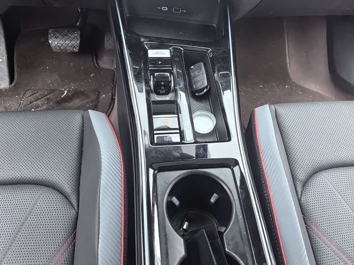 Фото 16 - Volkswagen Lamando L