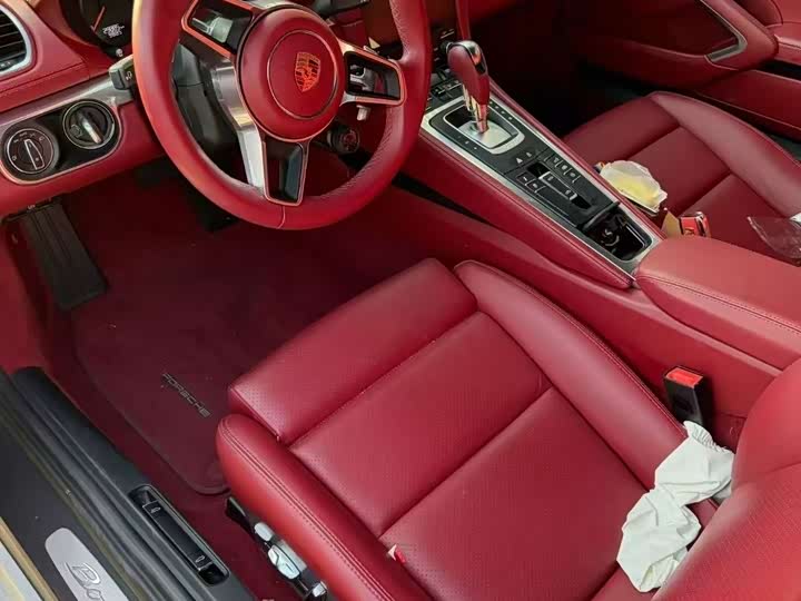 Фото 3 - Porsche 718