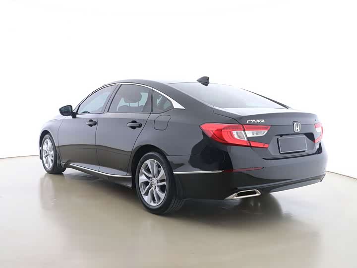 Фото 6 - Honda Accord