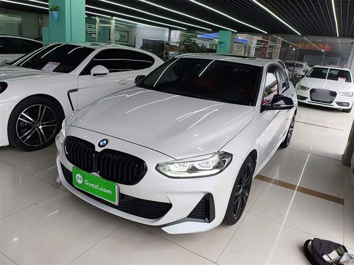 Фото 2 - BMW 1 Series