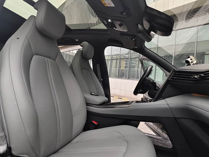 Фото 7 - Nio ES6