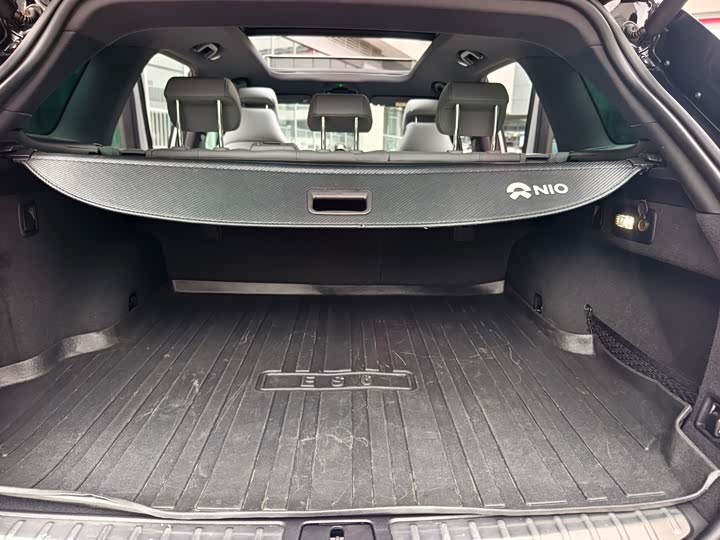 Фото 8 - Nio ES6