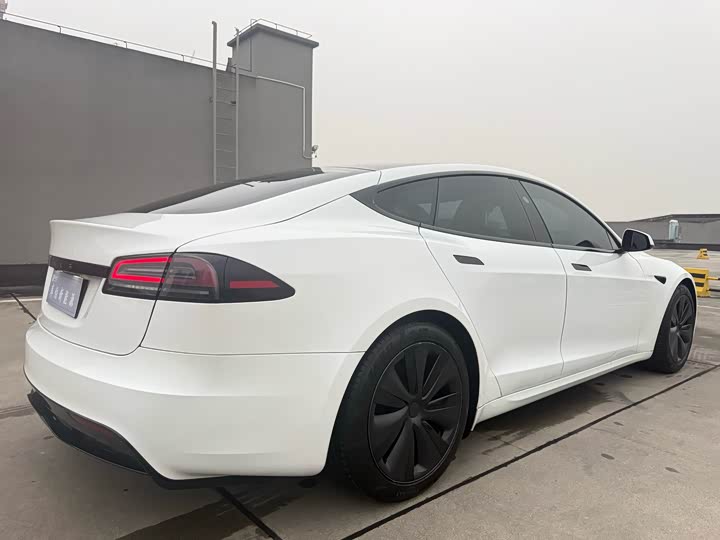 Фото 5 - Tesla Model S