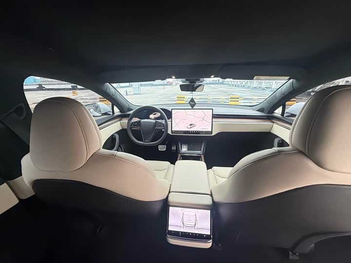 Фото 8 - Tesla Model S