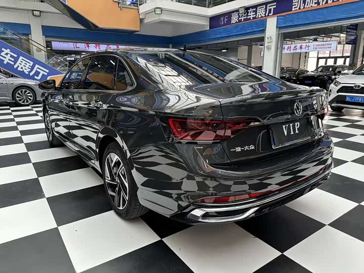 Фото 6 - Volkswagen Sagitar L