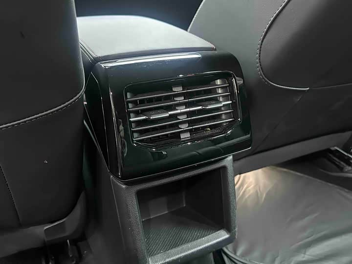 Фото 11 - Volkswagen ID.4 X