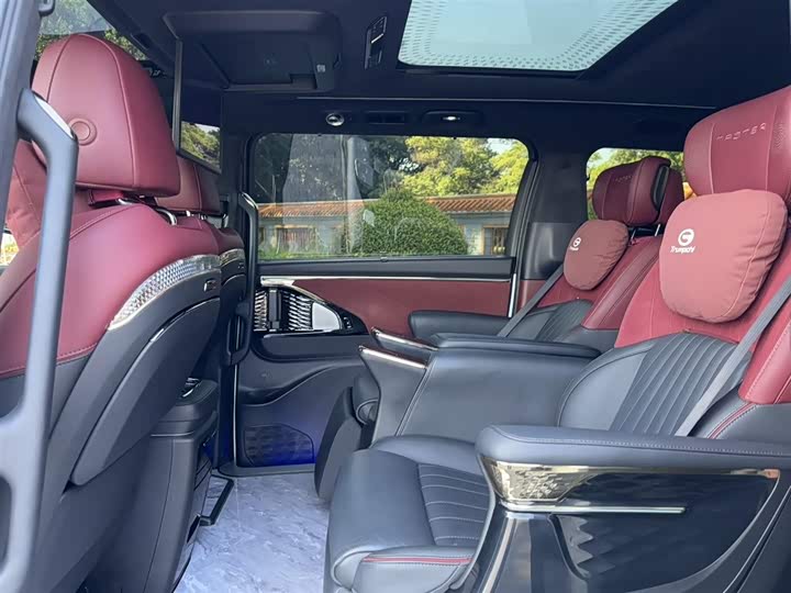 Фото 7 - GAC Trumpchi M8