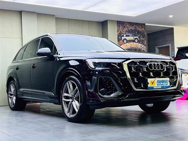 Фото 3 - Audi Q7
