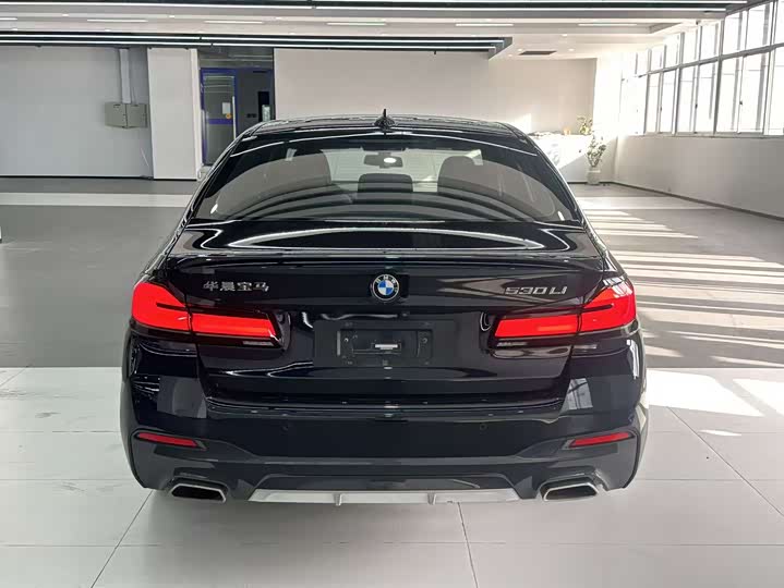 Фото 4 - BMW 5 Series