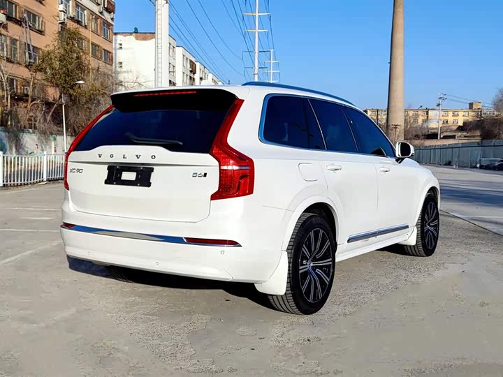 Фото 4 - Volvo XC90