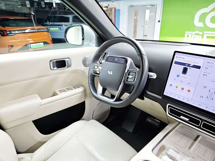 Фото 11 - LiXiang L7