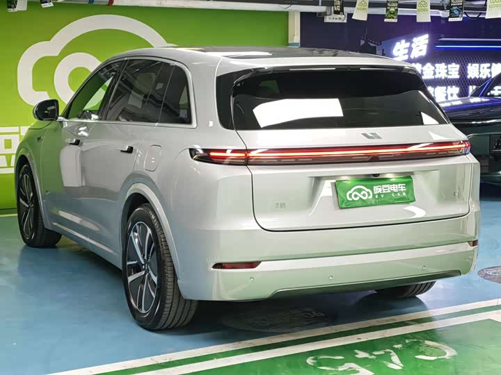 Фото 19 - LiXiang L7