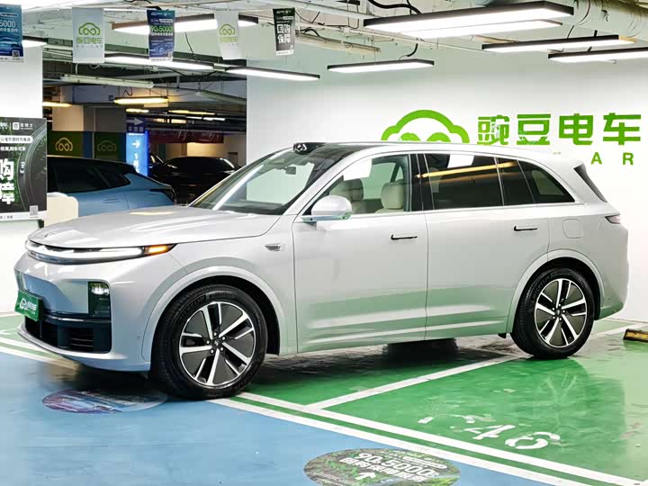 Фото 2 - LiXiang L7