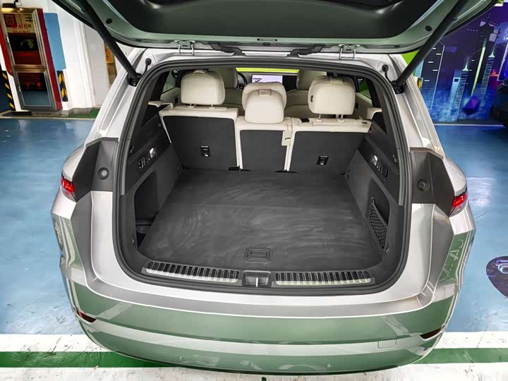 Фото 21 - LiXiang L7