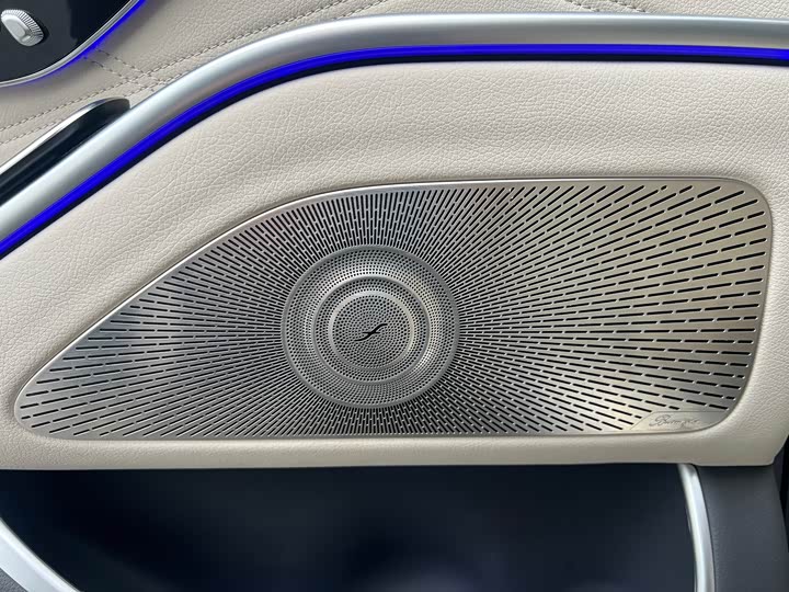 Фото 8 - Mercedes-Benz Maybach S-Class