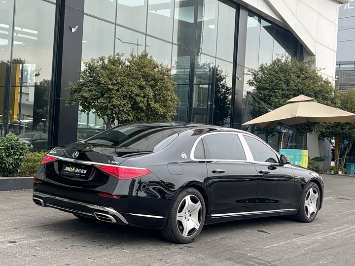Фото 9 - Mercedes-Benz Maybach S-Class
