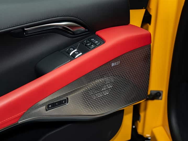 Фото 11 - Lotus Emira