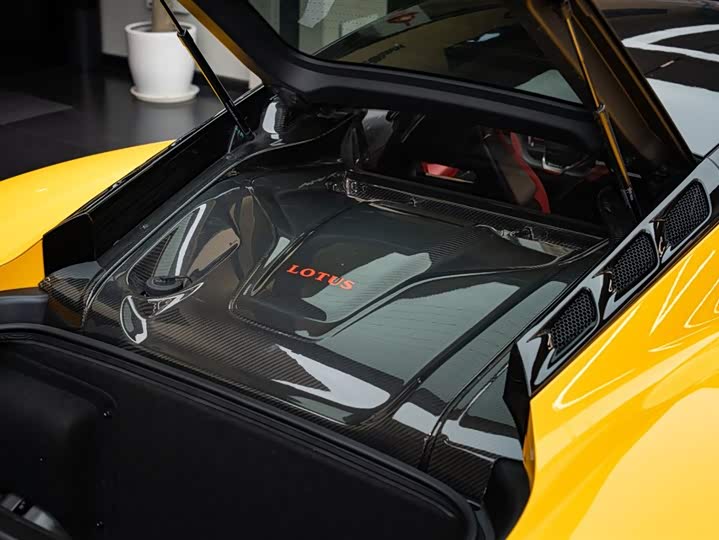 Фото 16 - Lotus Emira