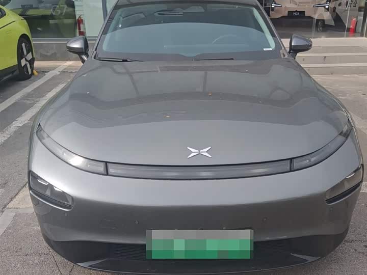 Фото 2 - XPeng P7