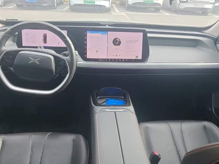 Фото 6 - XPeng P7