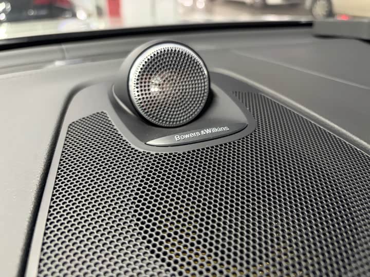 Фото 13 - Volvo XC60