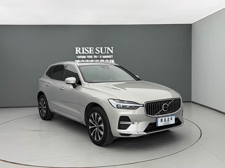 Фото 3 - Volvo XC60