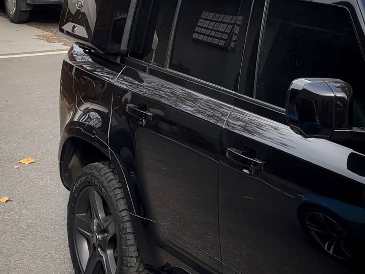 Фото 3 - Land Rover Defender