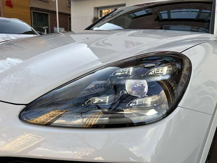 Фото 11 - Porsche Cayenne