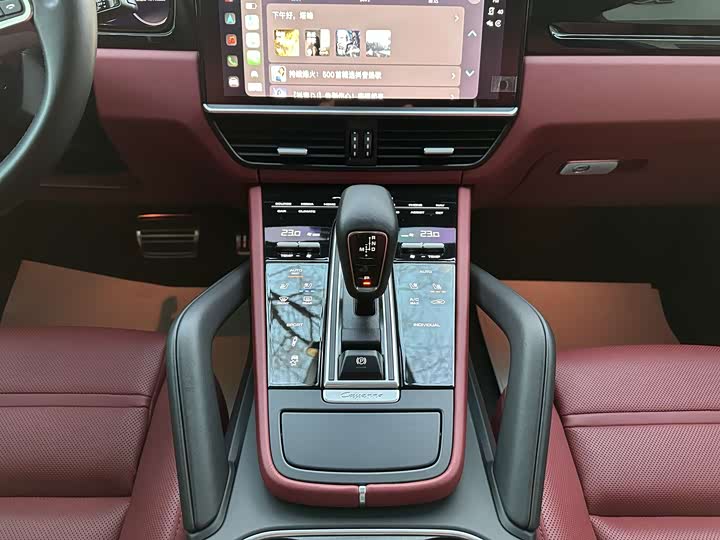 Фото 17 - Porsche Cayenne