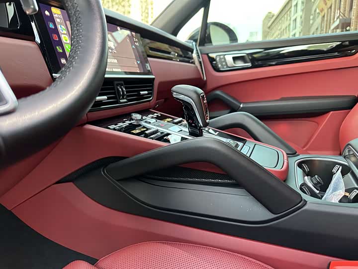 Фото 25 - Porsche Cayenne